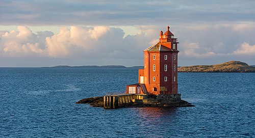25.2.2924 Leuchtturm Kjeungskjær